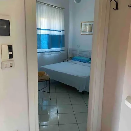 La Casa Di Alberto איזולה רוסה